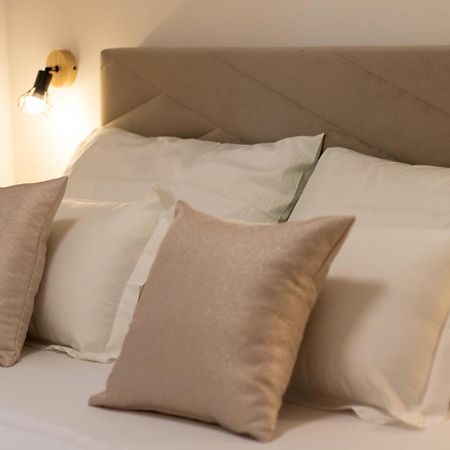 Lily Split Center Apartment Luaran gambar
